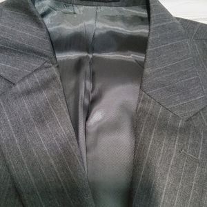 Stafford 100% Wool  Pinstripe Gray Suit 44 Long W 38x30 Woven in England